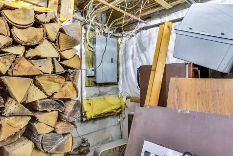 1069 River Avenue Gardiner ME 04345