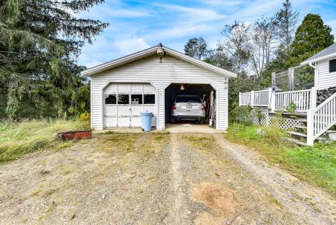 1069 River Avenue Gardiner ME 04345