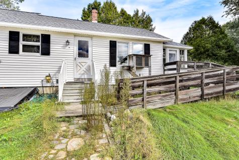 1069 River Avenue Gardiner ME 04345