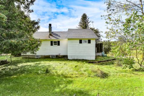 1069 River Avenue Gardiner ME 04345