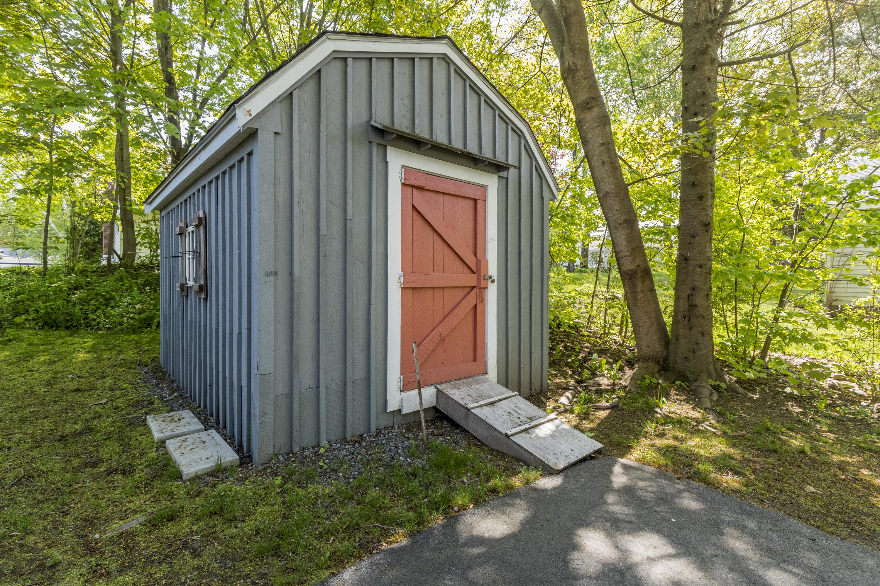 5 Mcauley Road Cape Elizabeth ME 04107