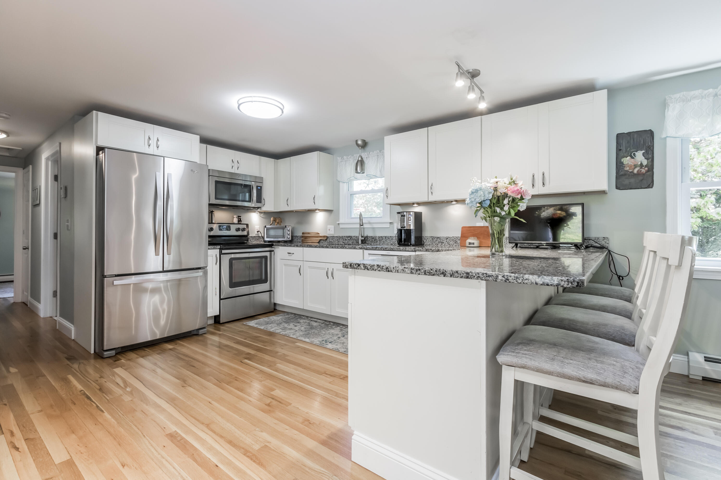5 Mcauley Road Cape Elizabeth ME 04107
