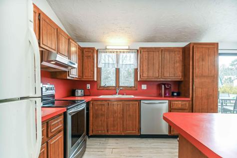 68 Airport Drive York ME 03909