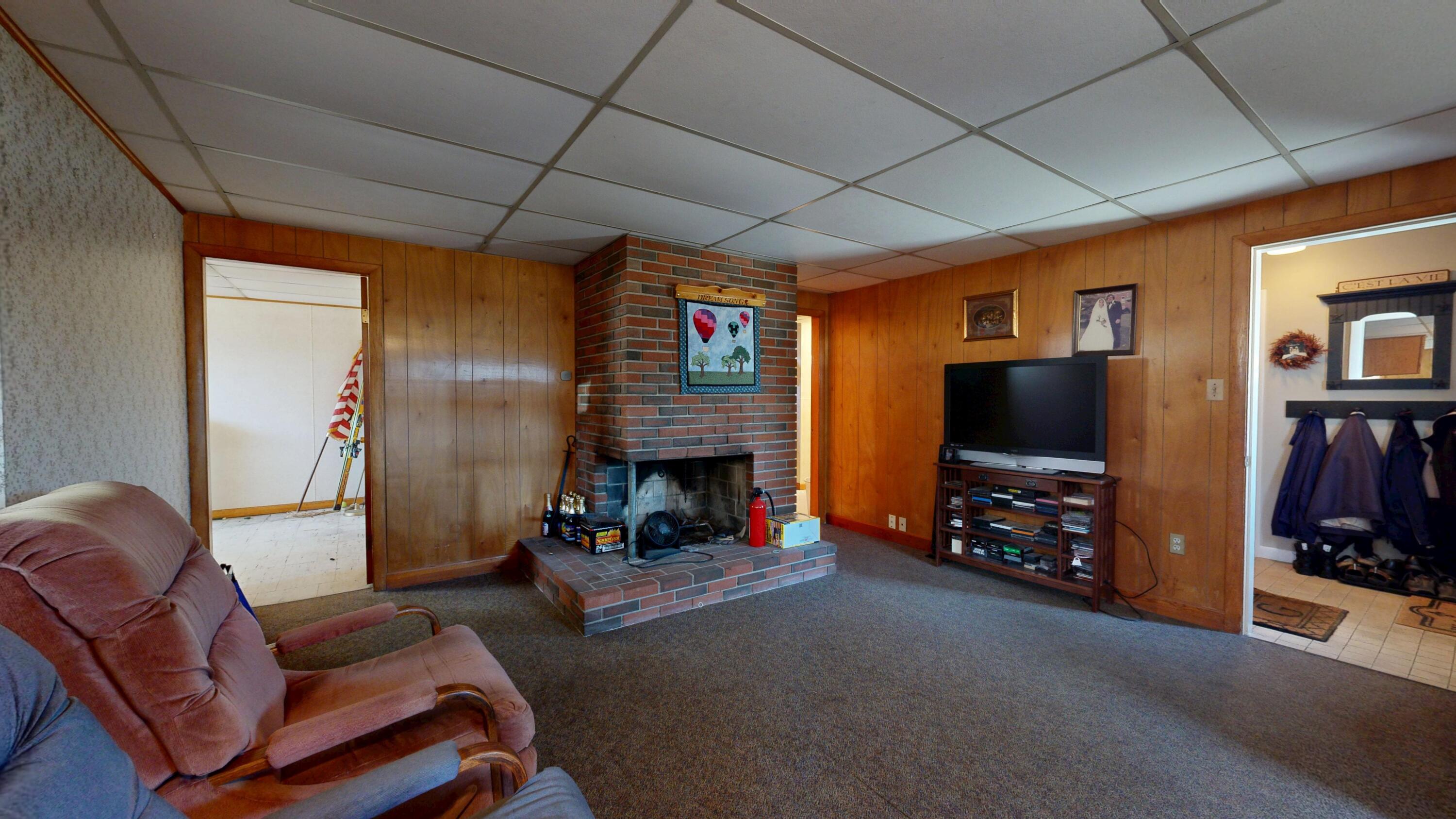 8 Reservoir Avenue Lewiston ME 04240