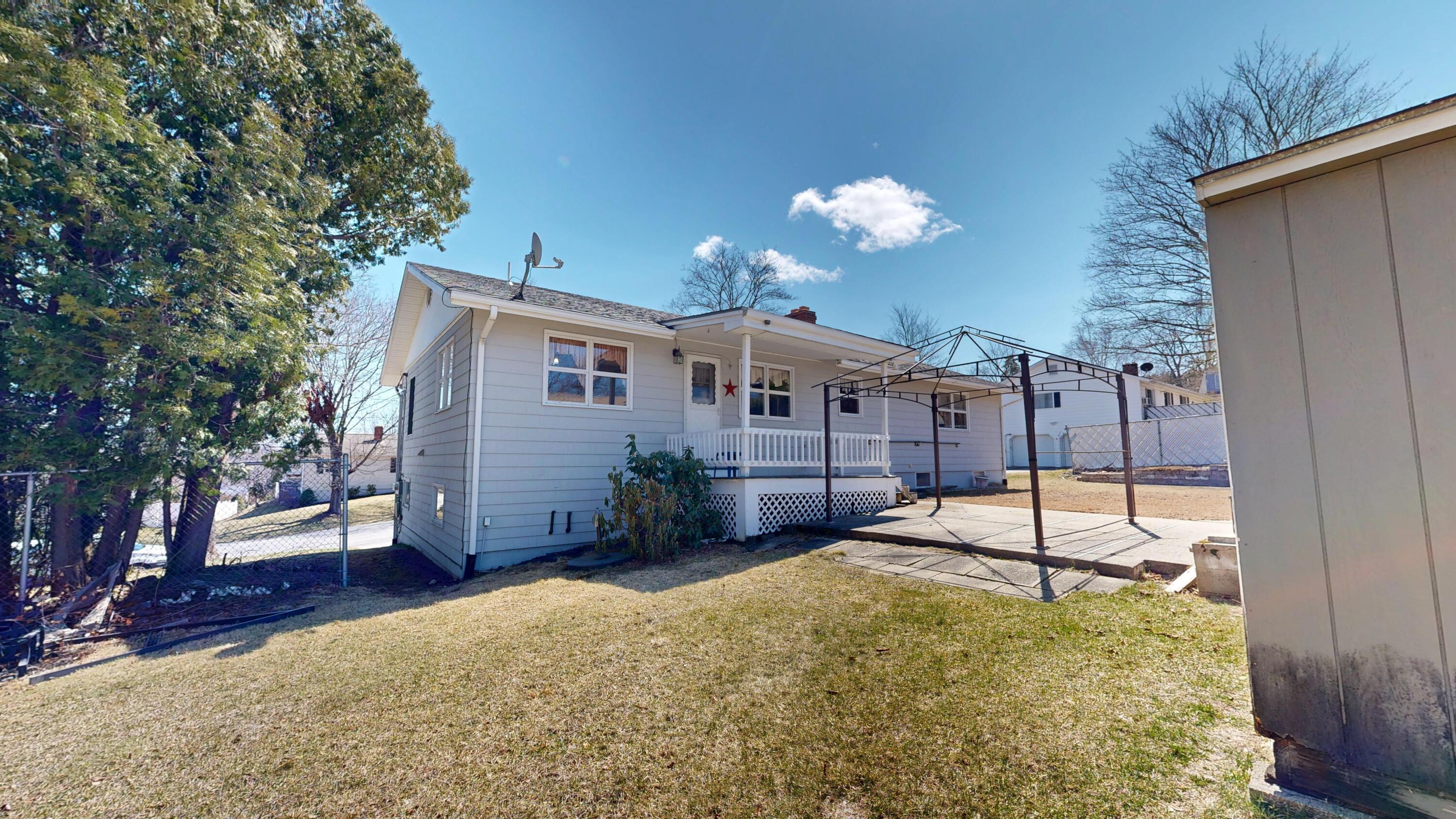 8 Reservoir Avenue Lewiston ME 04240