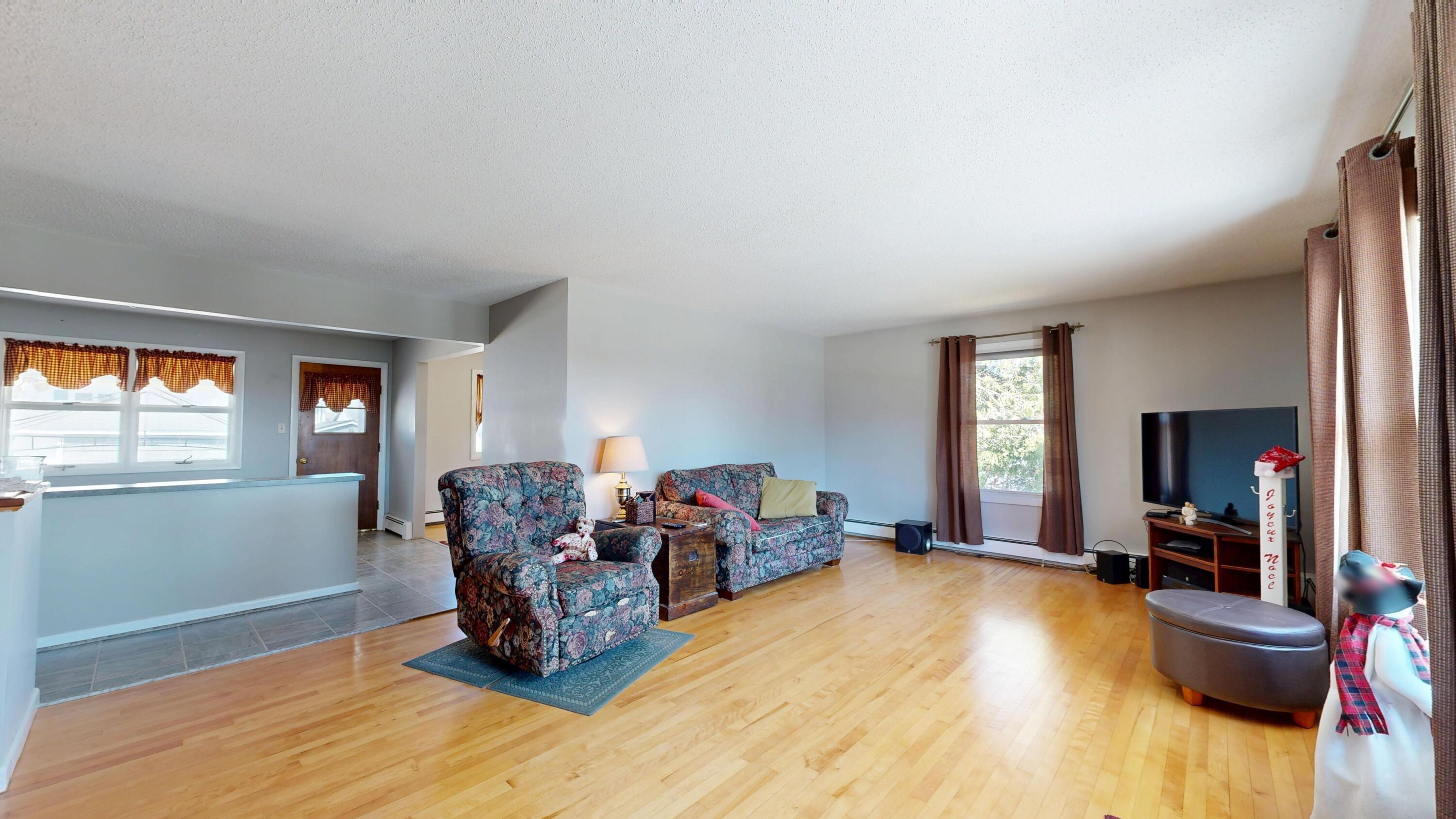 8 Reservoir Avenue Lewiston ME 04240