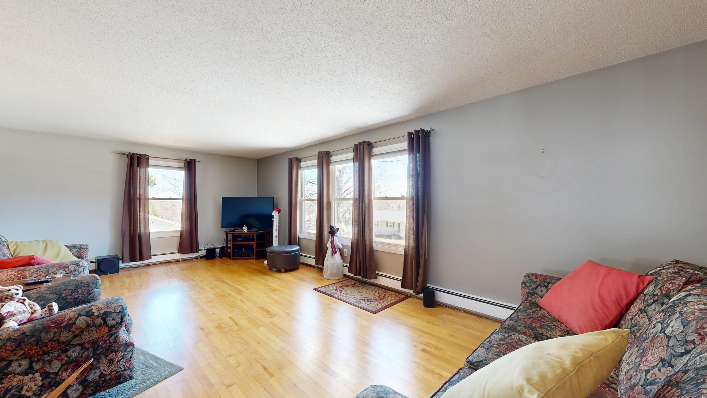 8 Reservoir Avenue Lewiston ME 04240