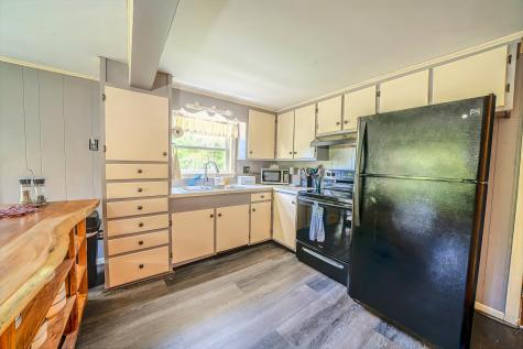 1374 Appleton Road Union ME 04862