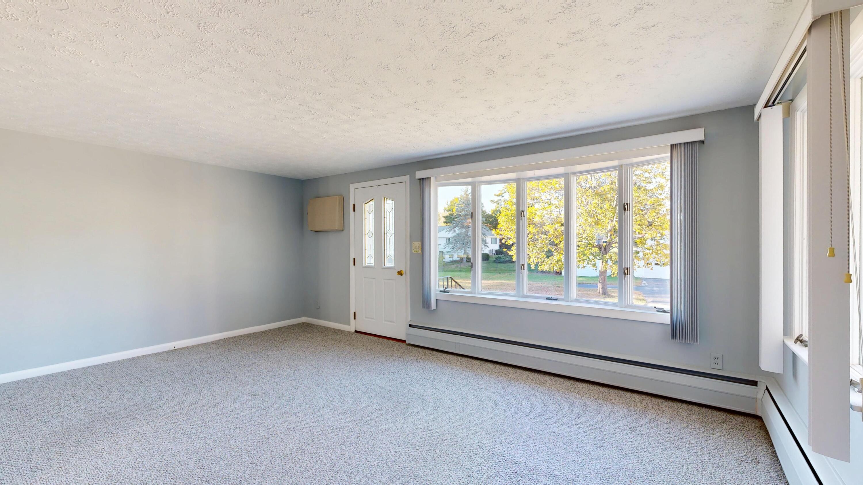 10 Nash Street Lewiston ME 04240