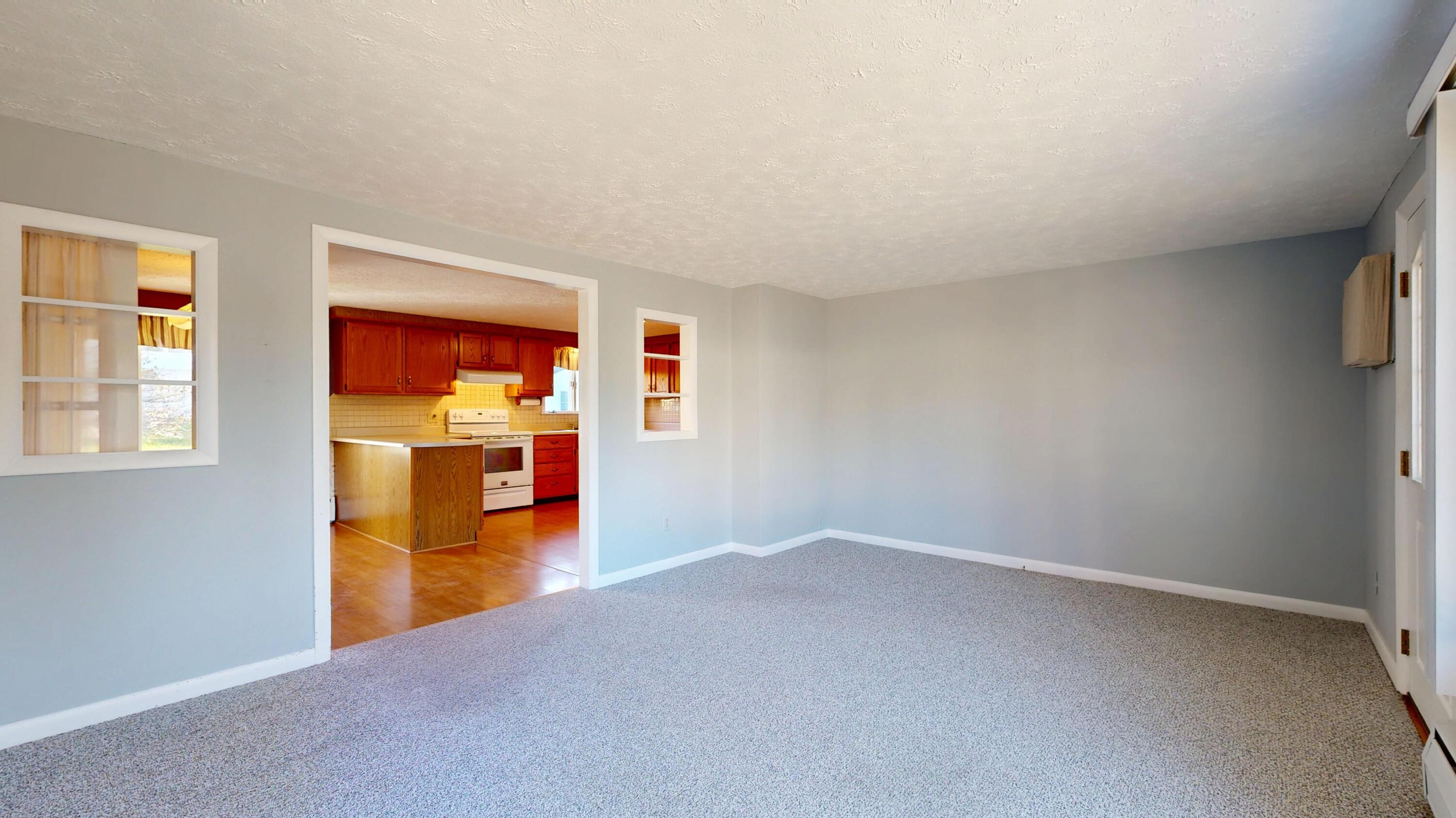 10 Nash Street Lewiston ME 04240