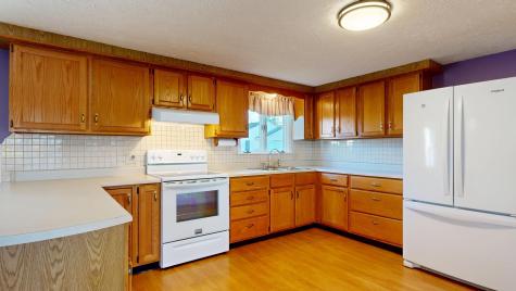 10 Nash Street Lewiston ME 04240