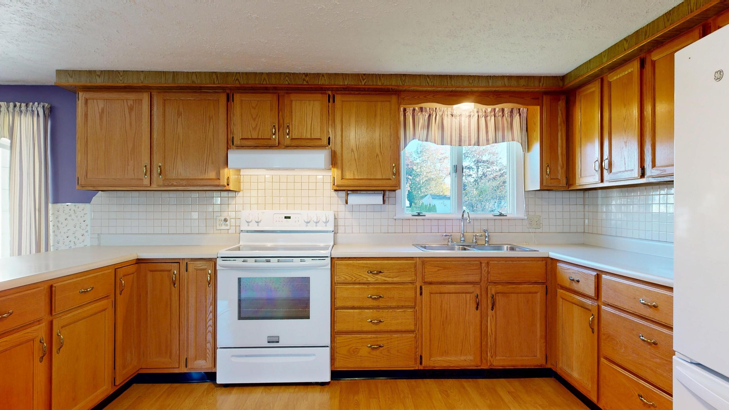 10 Nash Street Lewiston ME 04240