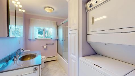 10 Nash Street Lewiston ME 04240