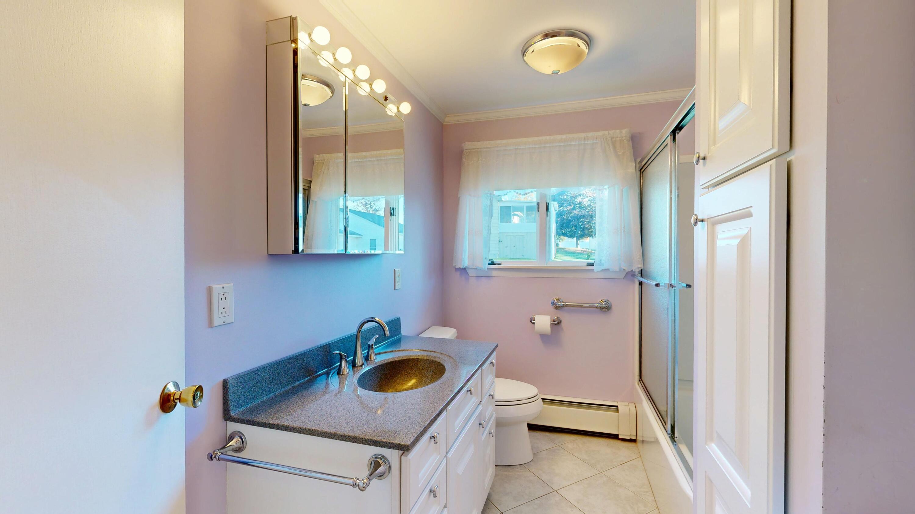 10 Nash Street Lewiston ME 04240