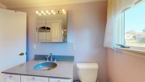 10 Nash Street Lewiston ME 04240