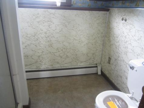 22 Bobby Street Lewiston ME 04240