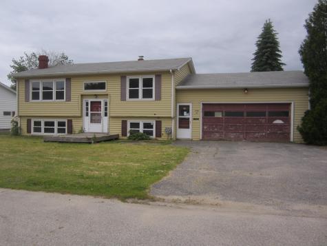 22 Bobby Street Lewiston ME 04240