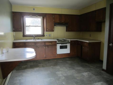 22 Bobby Street Lewiston ME 04240