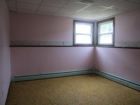22 Bobby Street Lewiston ME 04240