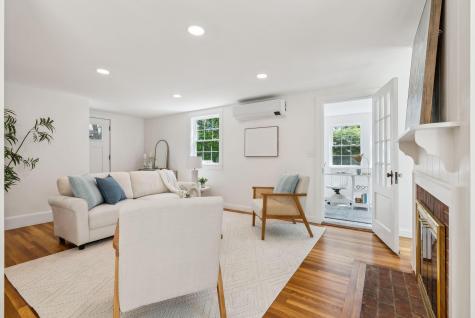 529 Mitchell Road Cape Elizabeth ME 04107