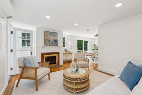 529 Mitchell Road Cape Elizabeth ME 04107