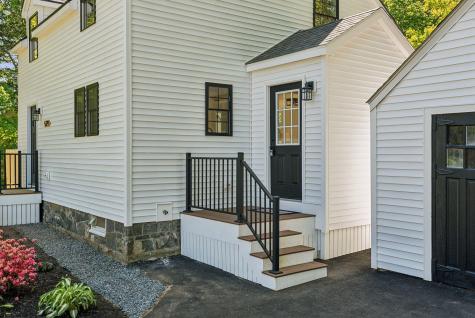 529 Mitchell Road Cape Elizabeth ME 04107