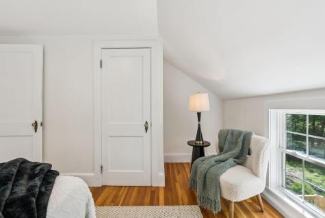 529 Mitchell Road Cape Elizabeth ME 04107