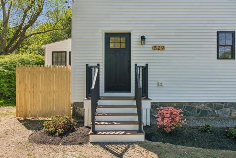 529 Mitchell Road Cape Elizabeth ME 04107