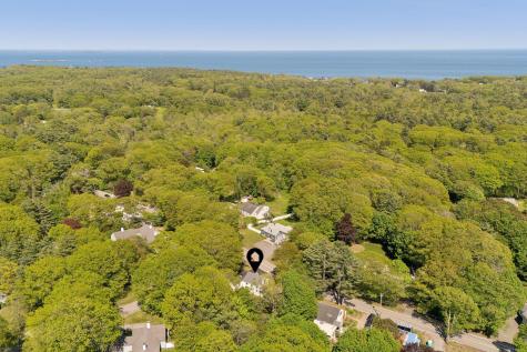 529 Mitchell Road Cape Elizabeth ME 04107