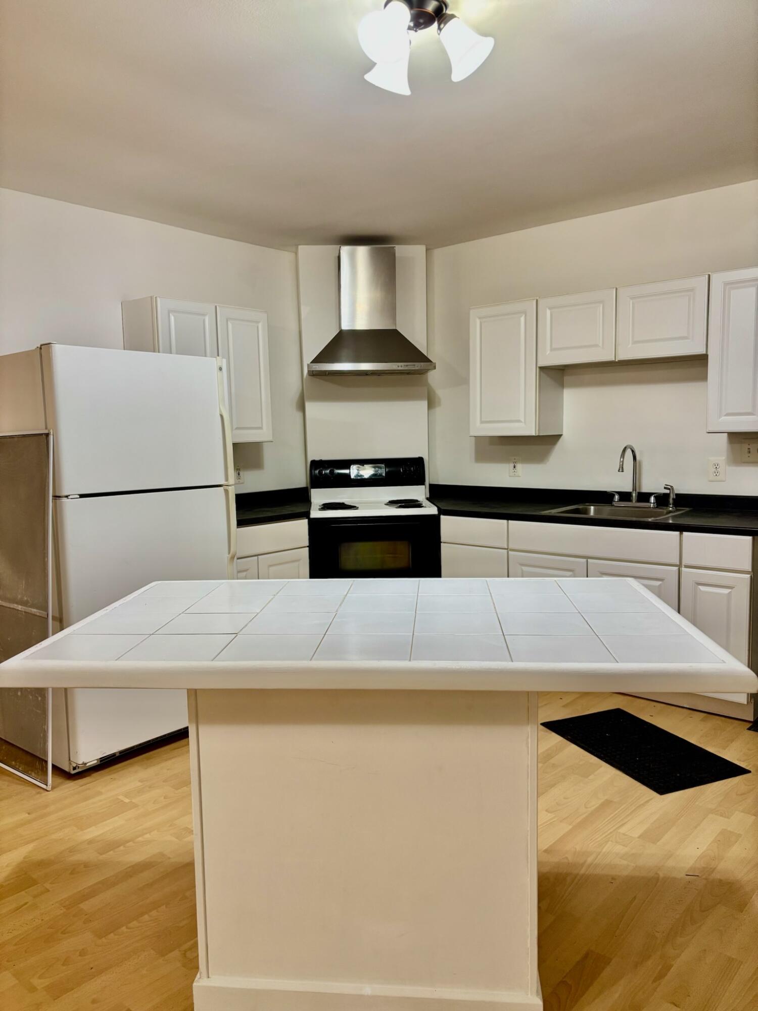 24 Memory Lane Arundel ME 04046