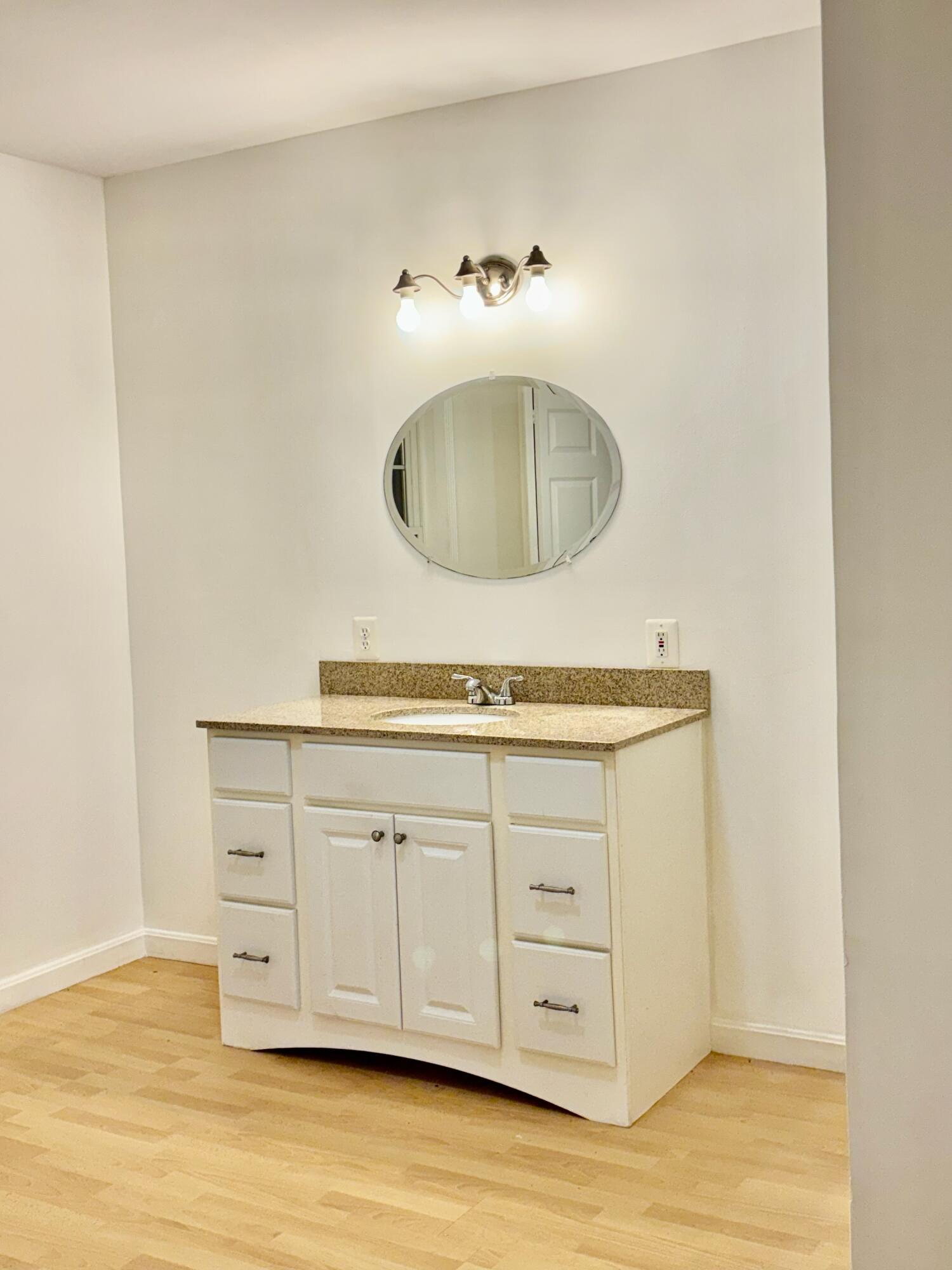 24 Memory Lane Arundel ME 04046