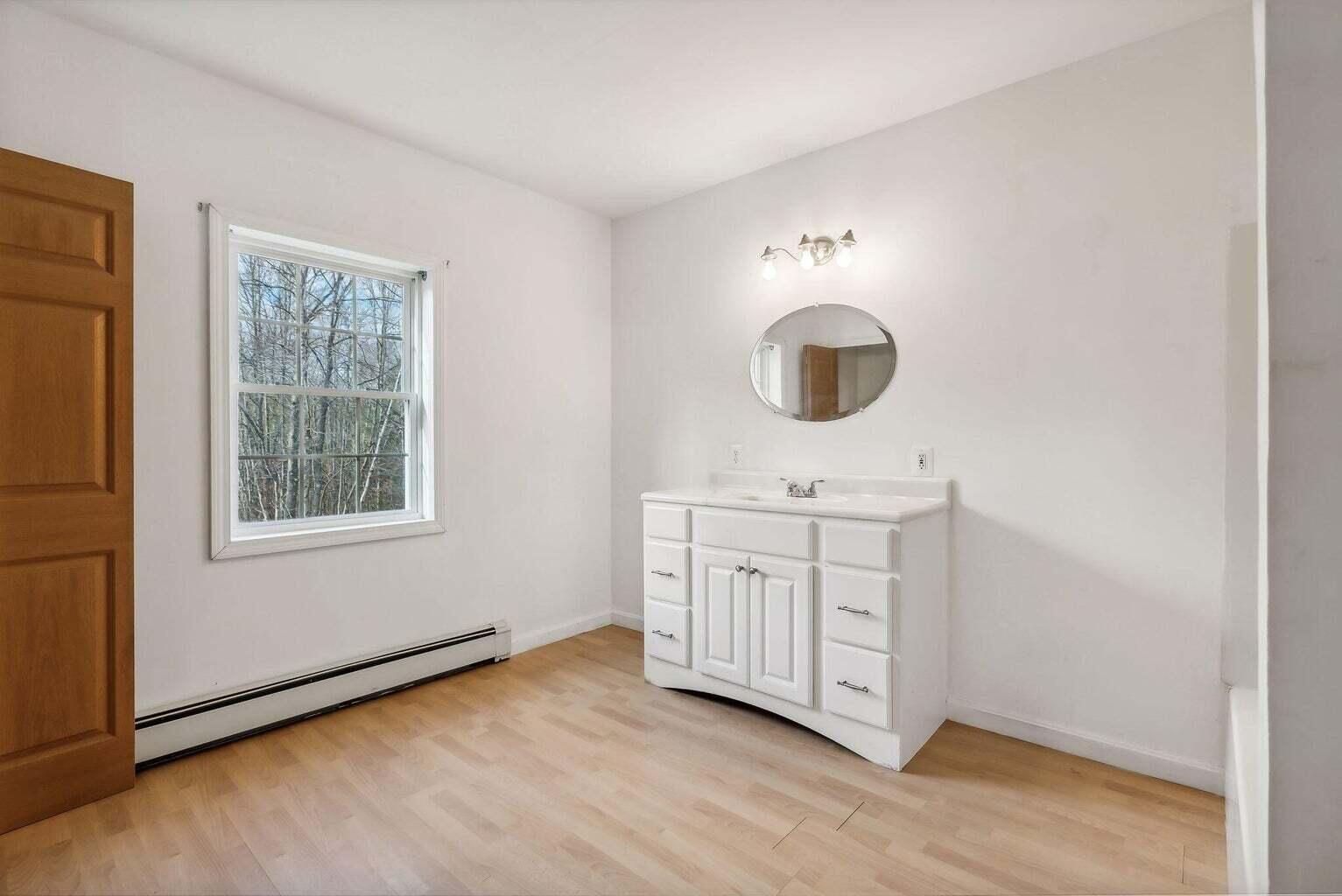 24 Memory Lane Arundel ME 04046