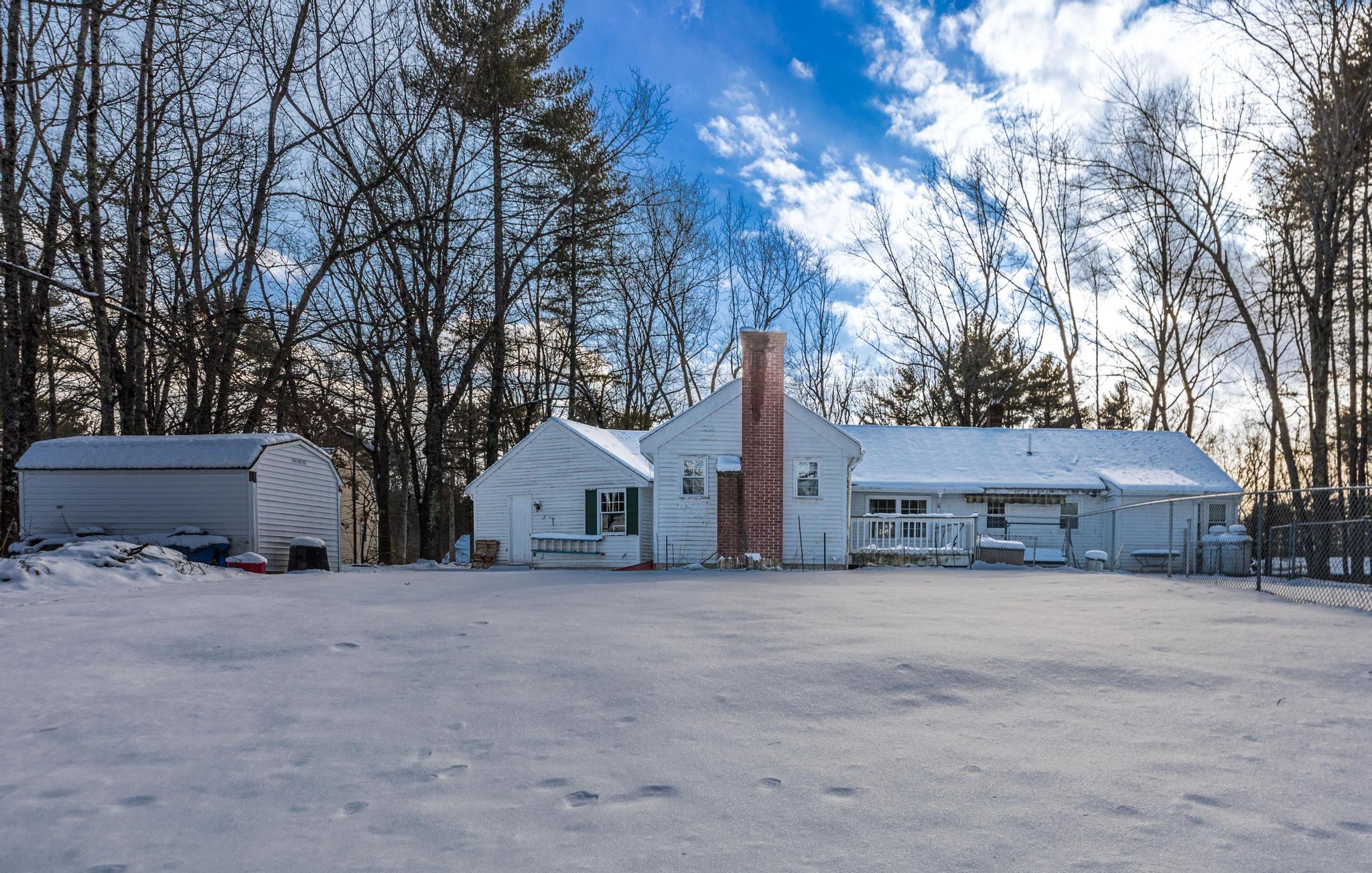 20 Locksmith Lane Wells ME 04090