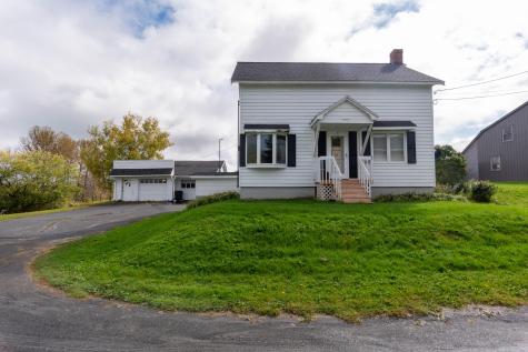 9 Moulin Street Grand Isle ME 04746