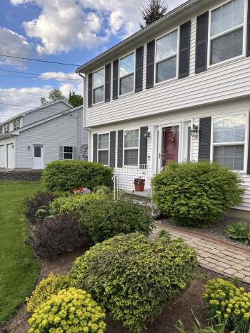 30 Bowdoin Drive Brewer ME 04412