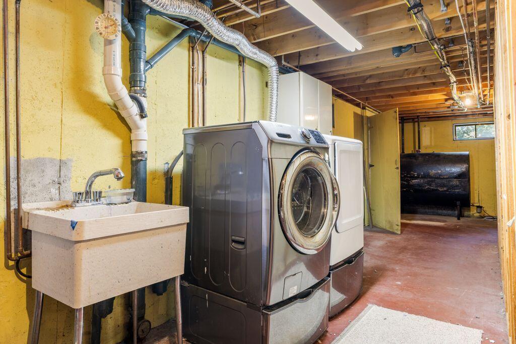 80 Primrose Lane Portland ME 04103