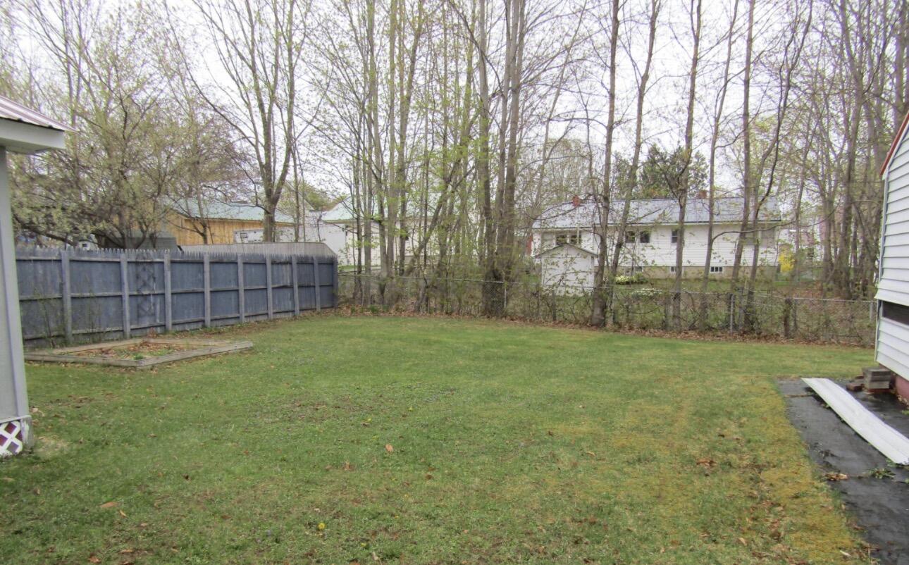 37 Cedar Street East Millinocket ME 04430