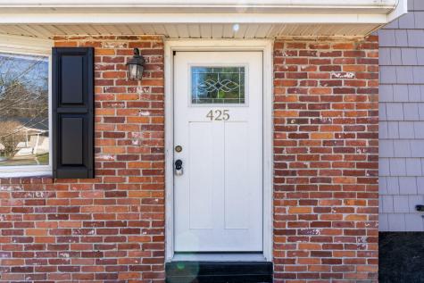 425 East Avenue Lewiston ME 04240
