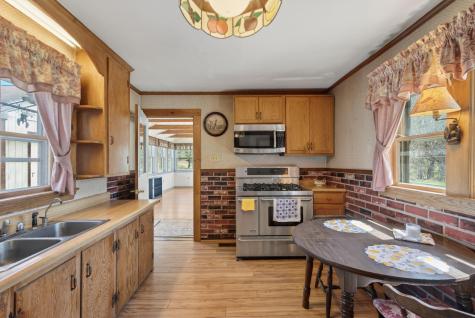 133 Gardiner Road Wiscasset ME 04578