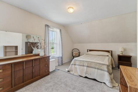 133 Gardiner Road Wiscasset ME 04578