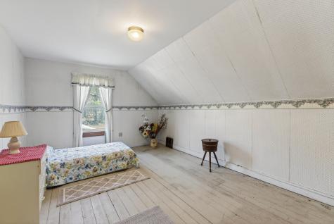 133 Gardiner Road Wiscasset ME 04578