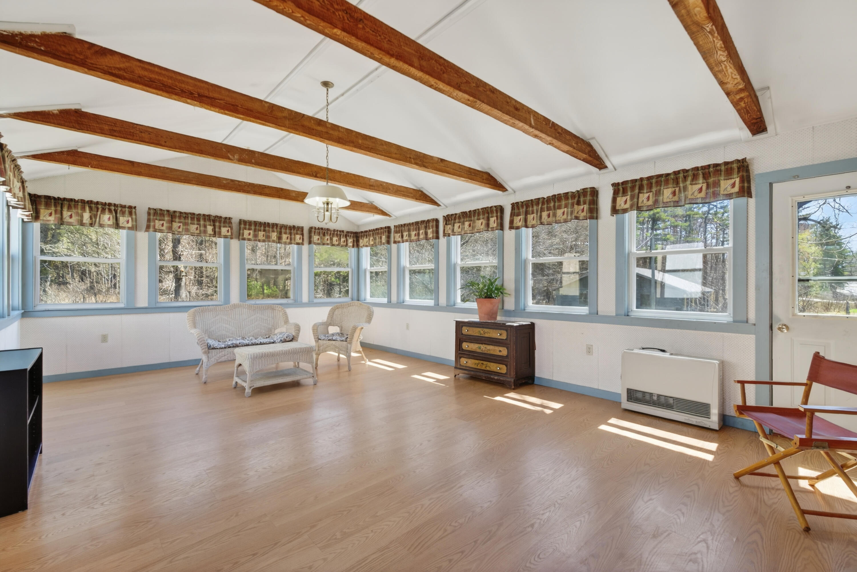 133 Gardiner Road Wiscasset ME 04578