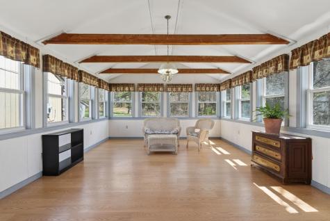 133 Gardiner Road Wiscasset ME 04578