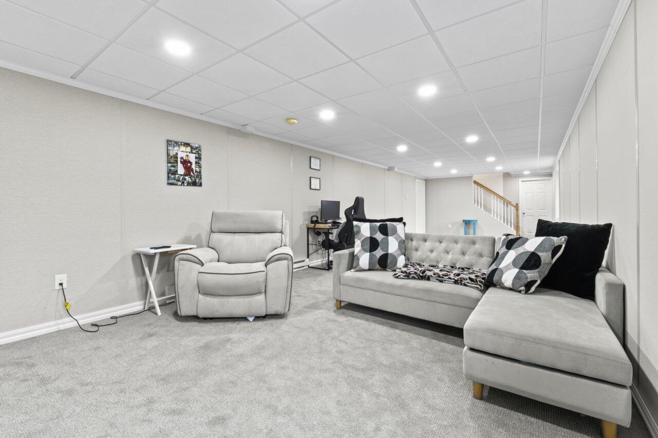 92 High Street North Berwick ME 03906