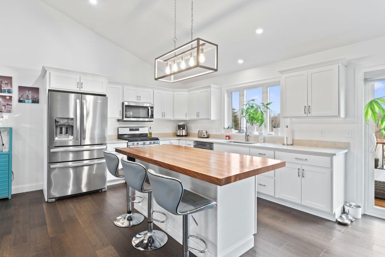 92 High Street North Berwick ME 03906