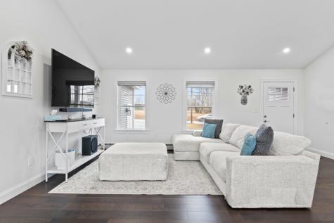 92 High Street North Berwick ME 03906