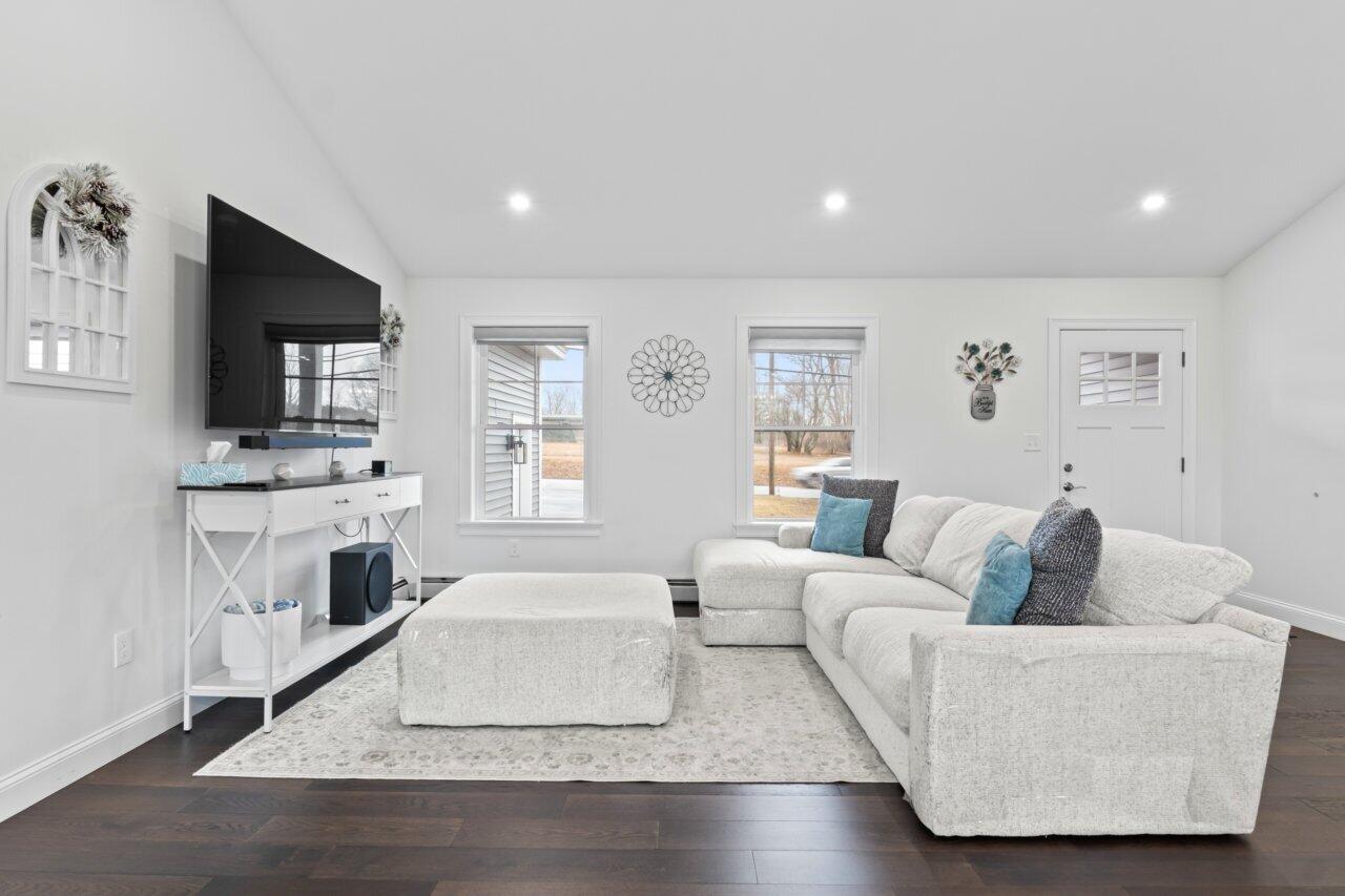 92 High Street North Berwick ME 03906