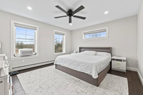 92 High Street North Berwick ME 03906