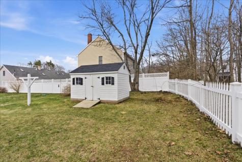 15 Grover Road Cape Elizabeth ME 04107