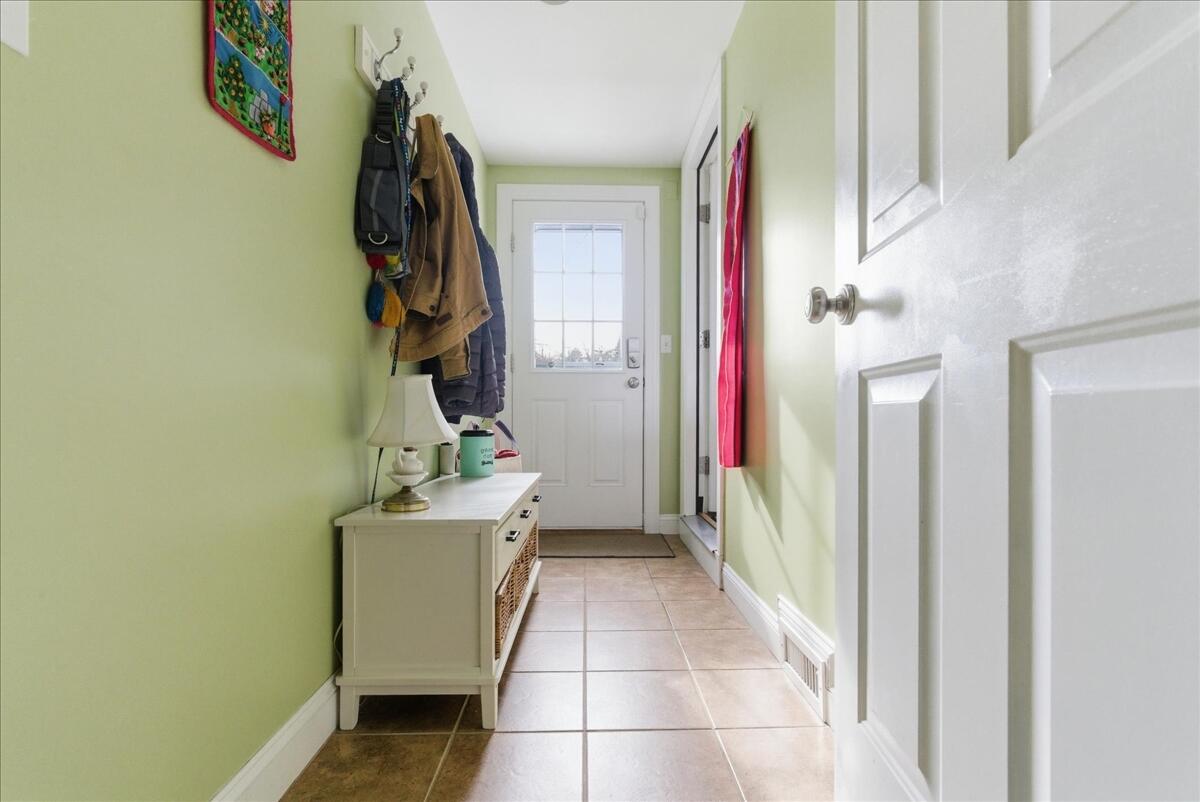 15 Grover Road Cape Elizabeth ME 04107